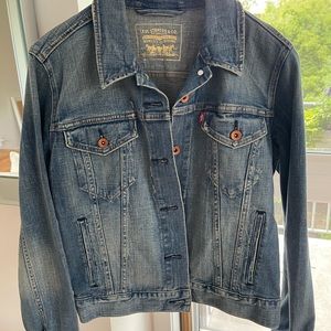 levi’s Women’s Jean jacket